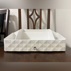 Elegant White Makeup & Jewelry Organizer with multiple compartments